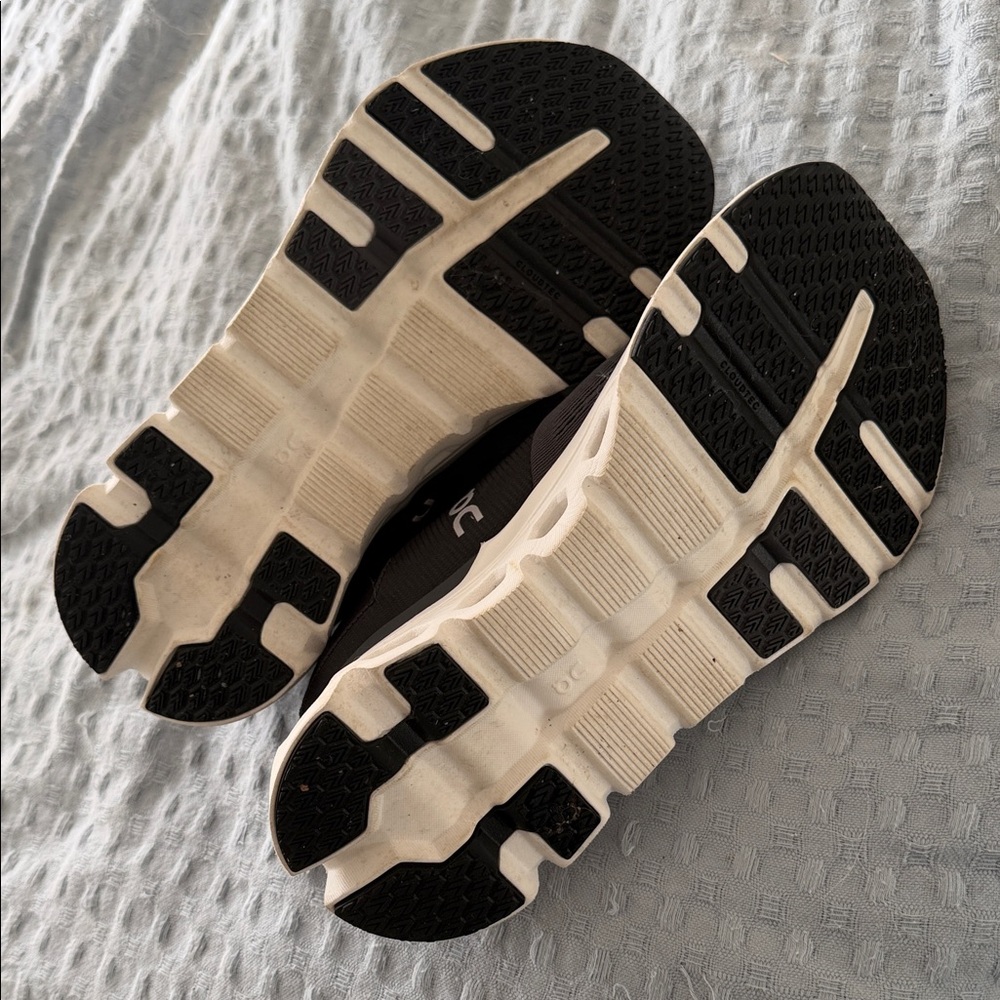 On Running Cloudrunner 2 - image 6